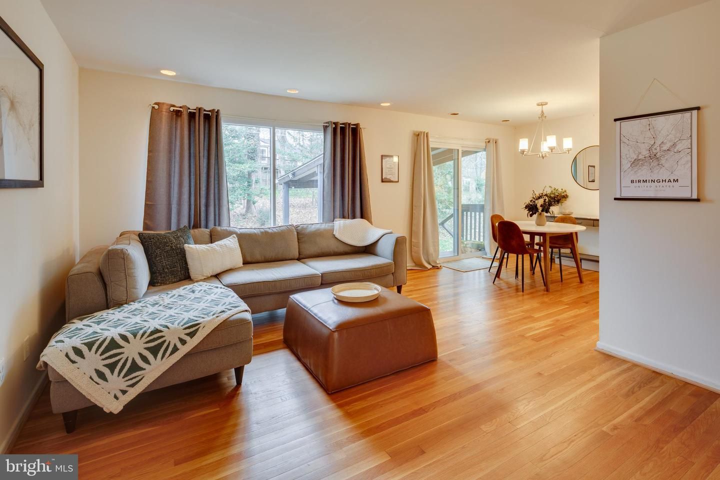 2404 Jackson Parkway