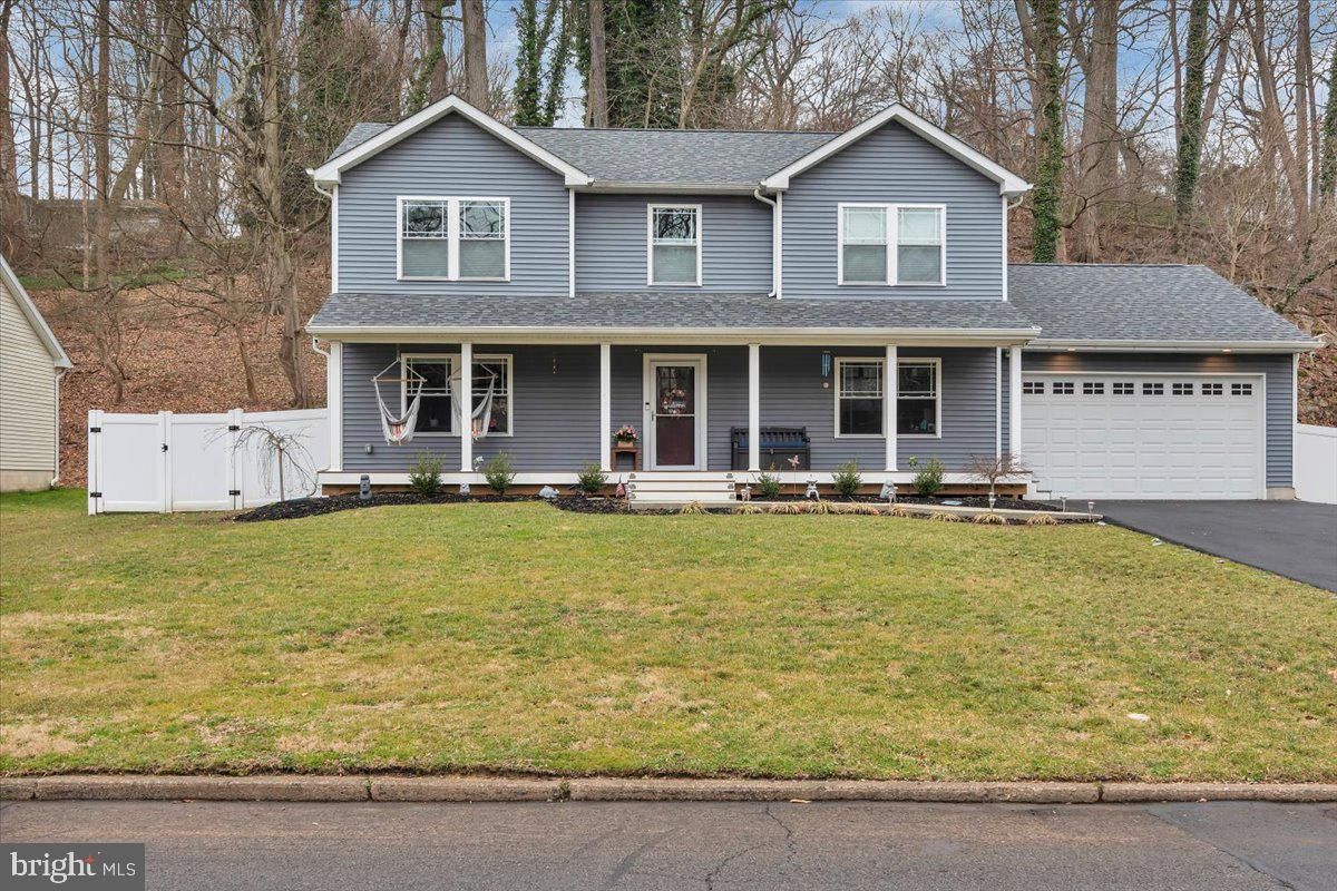 2828 Creek Road