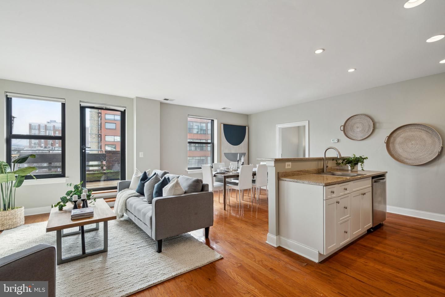 125 N 4th Street 605