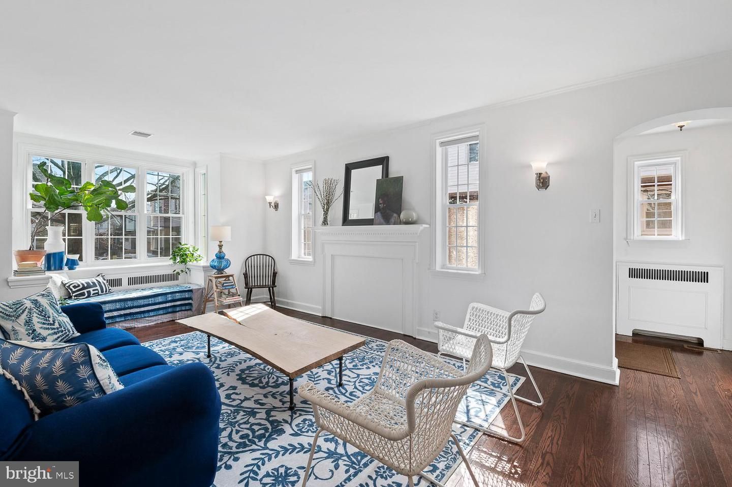 322 S Saint Bernard Street