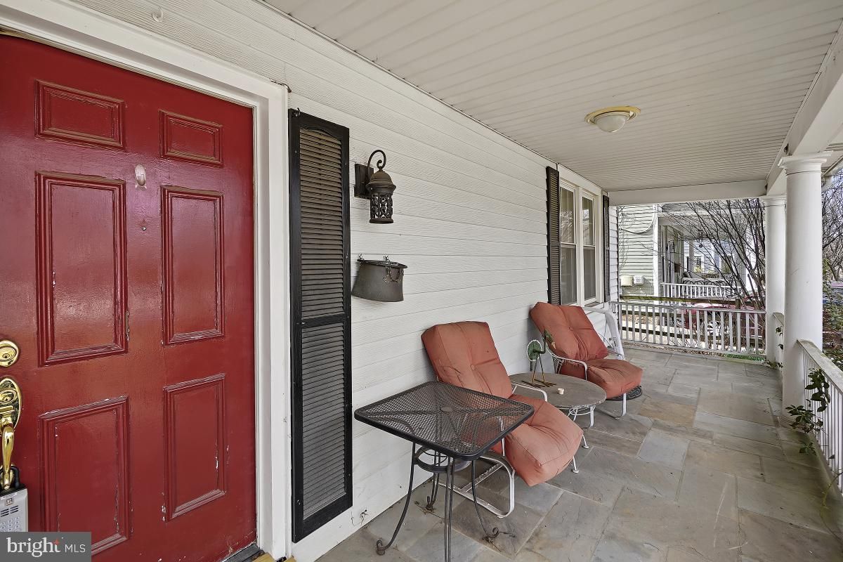4422 Stanford Street