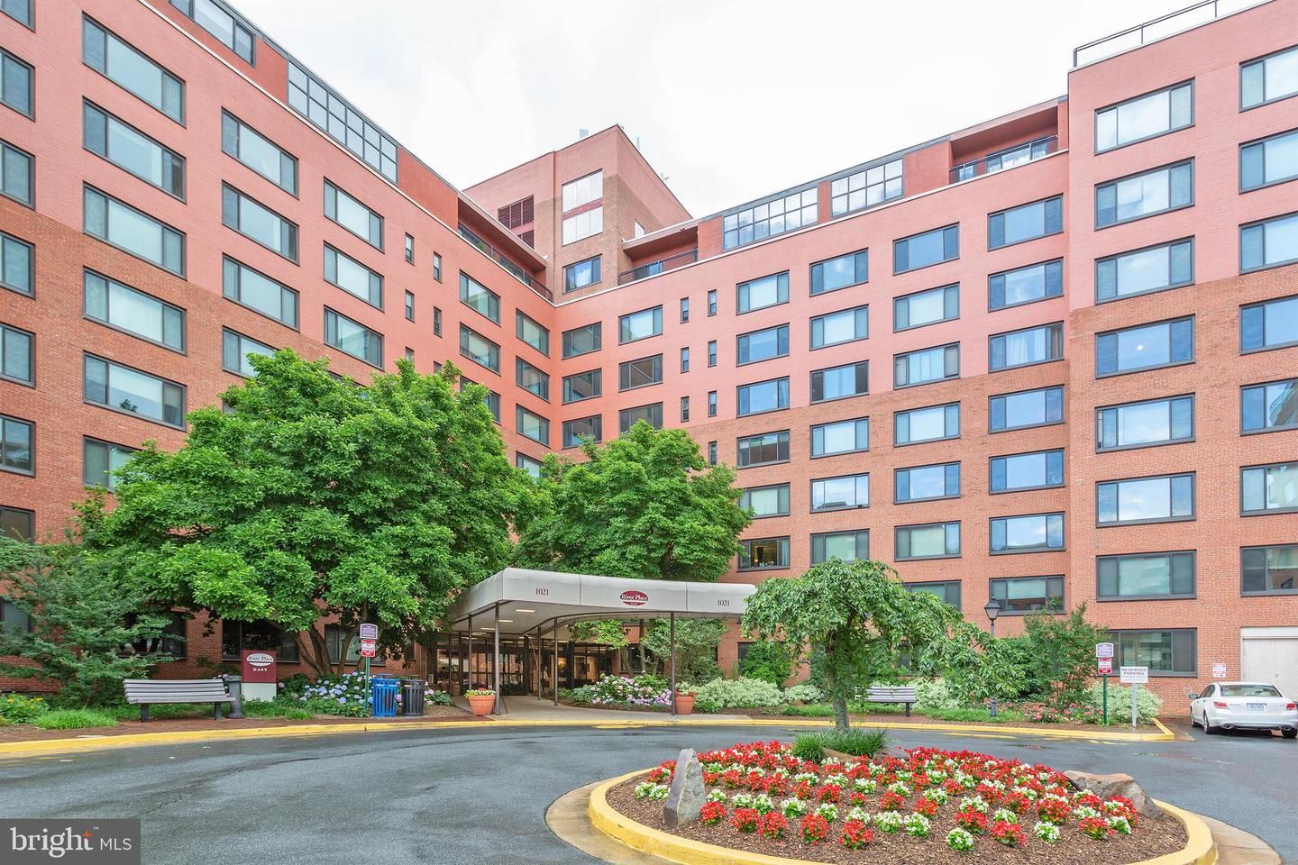 1121 Arlington Boulevard 123