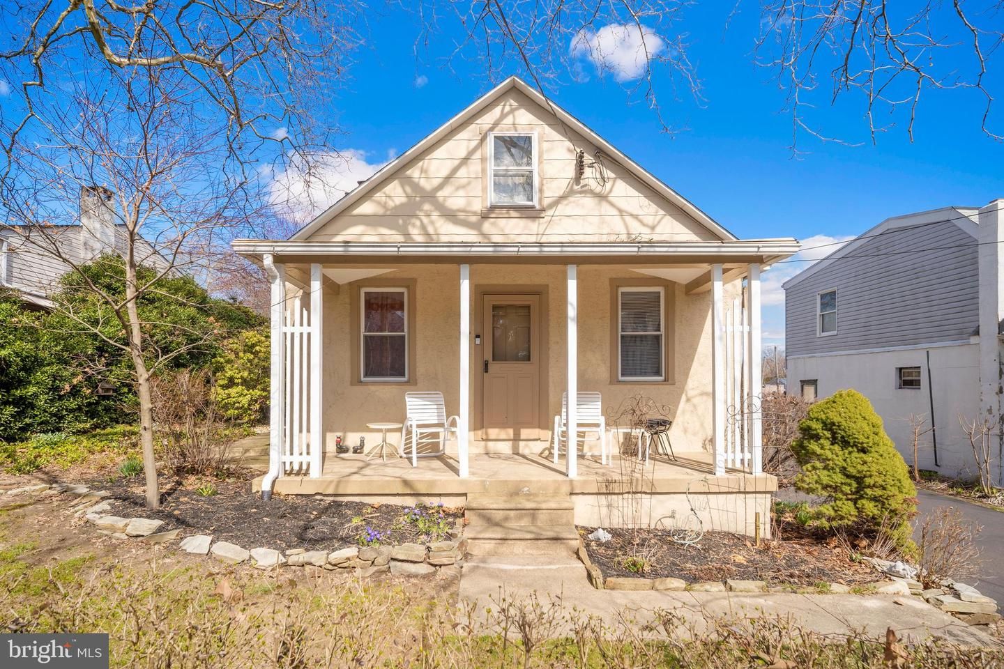 662 Hazel Avenue