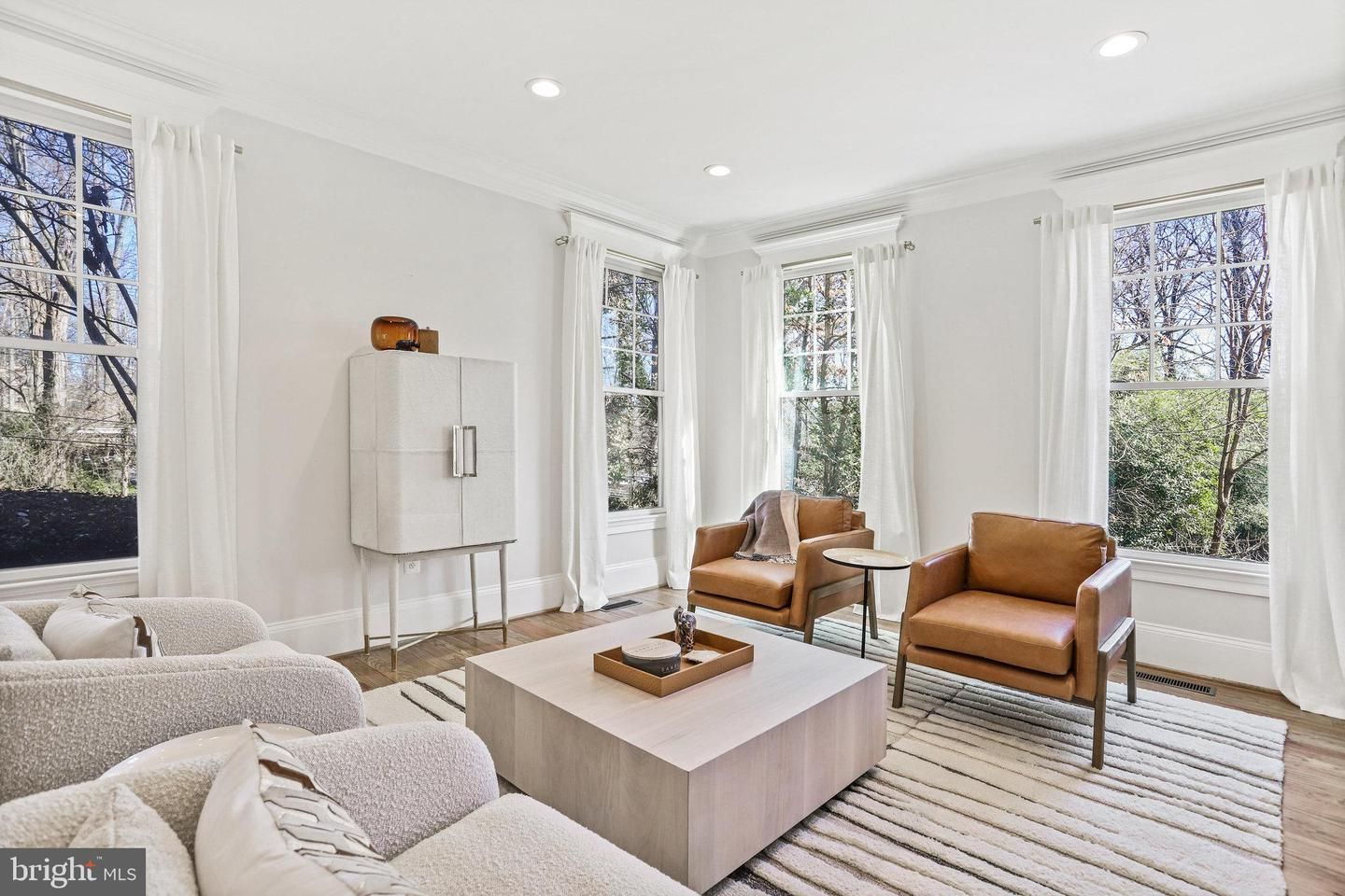 5298 Old Dominion Drive