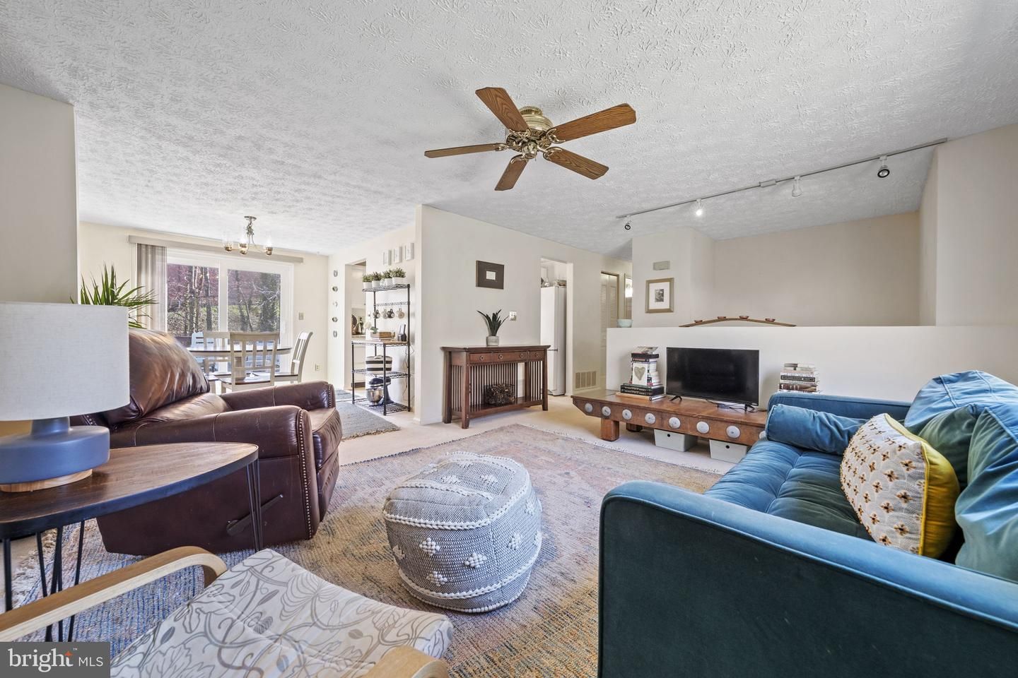 3816 Candlelight Court