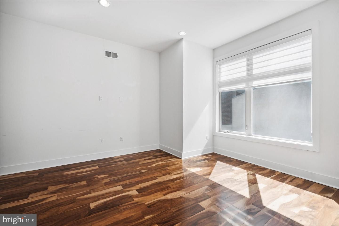 151 N 2nd Street 2