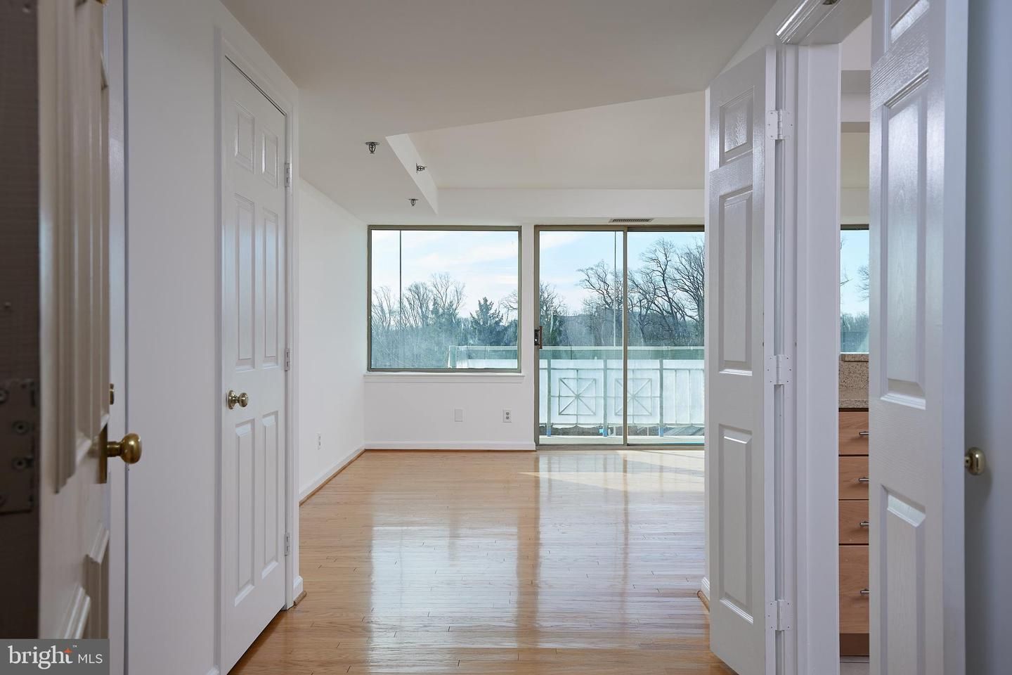 5450 Whitley Park Terrace 709