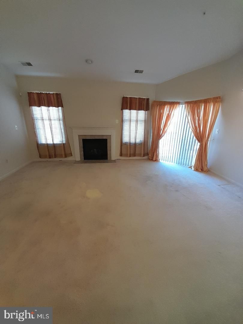 2807 Ashfield Drive 302