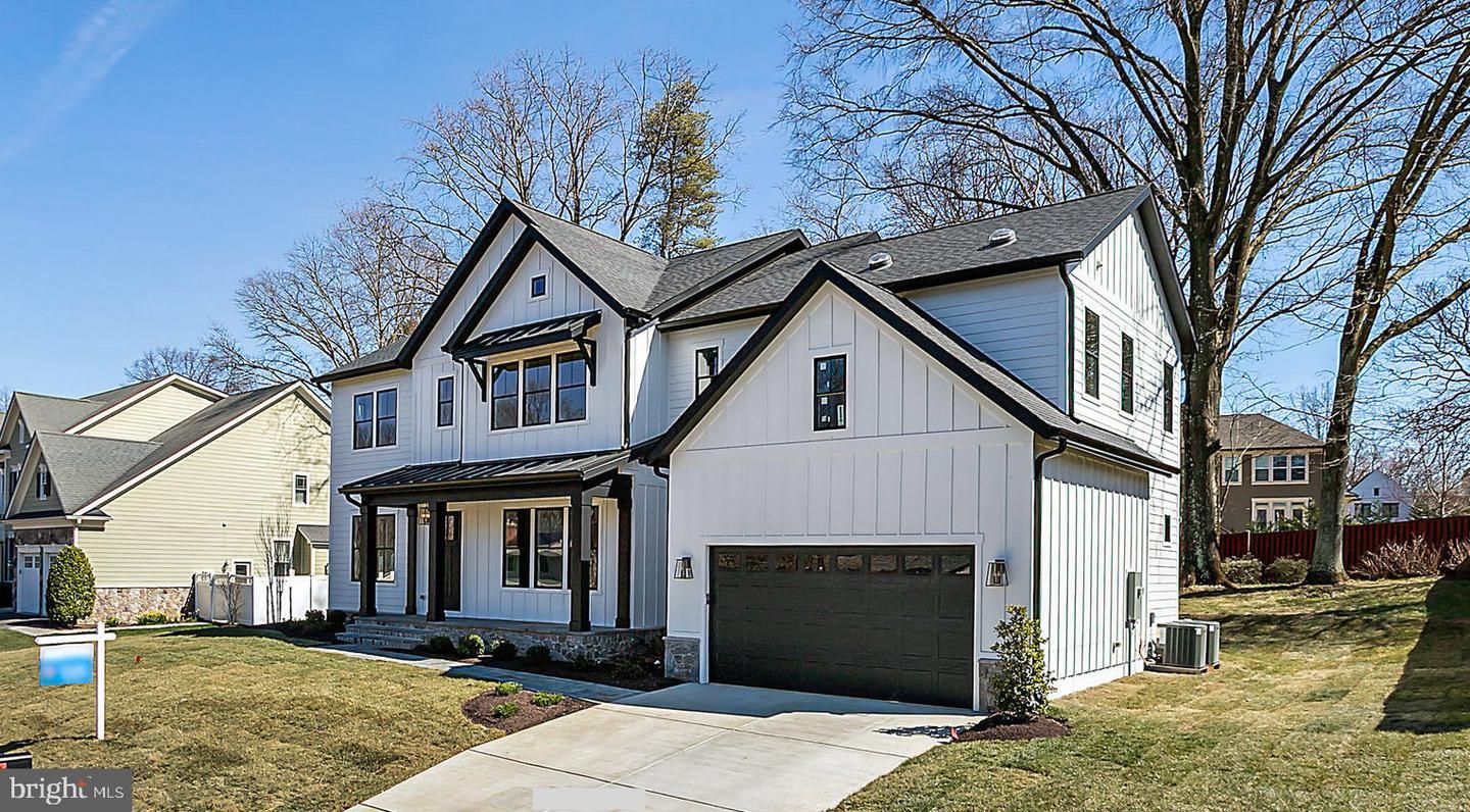 413 Cynthia Lane NE
