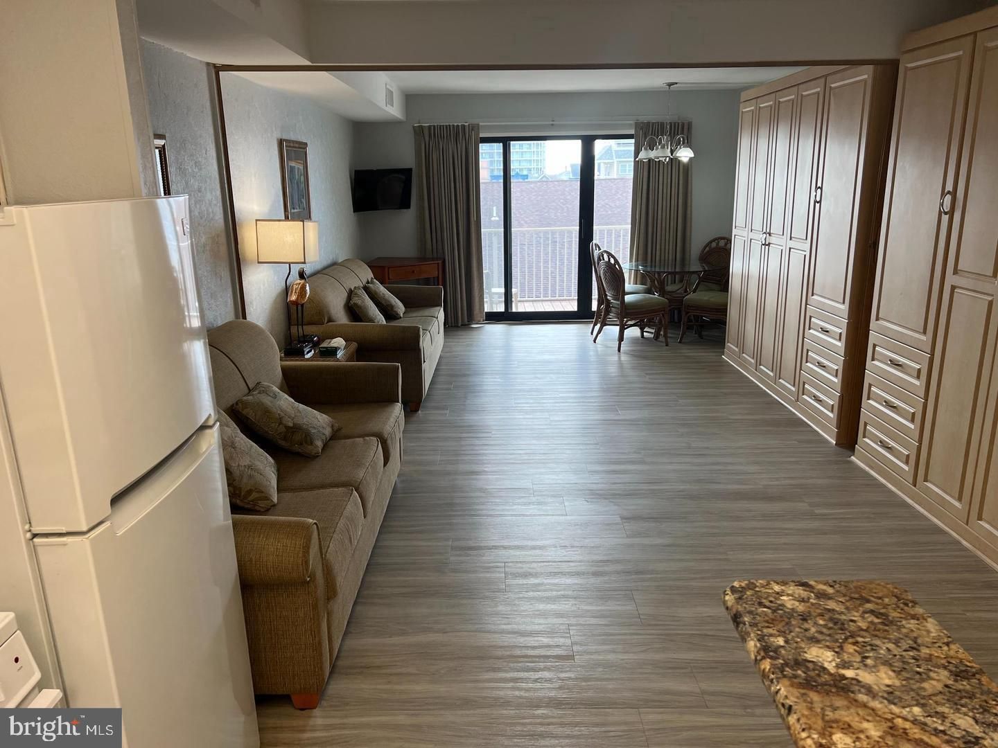 107 N Atlantic Ave 403 (Week 39)