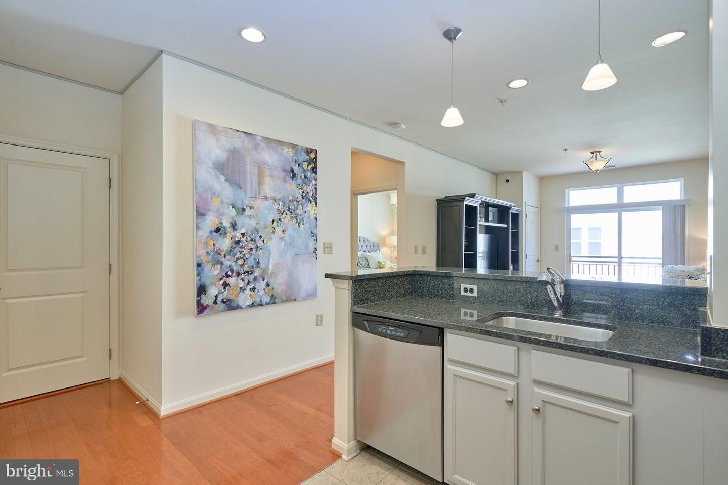 2665 Prosperity Avenue 328
