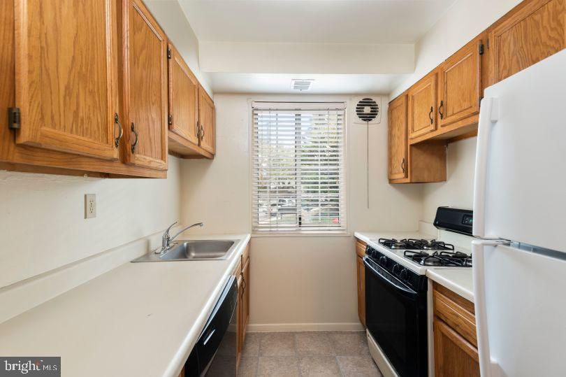 1920 North Calvert Street 2 Br 2 Ba