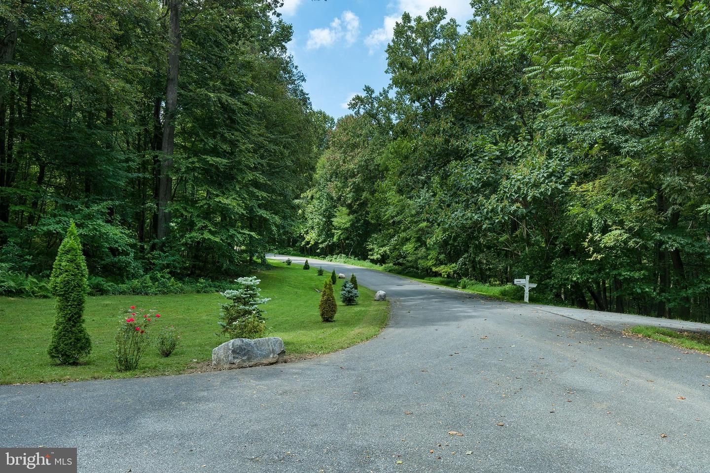 9 Vestral Drive