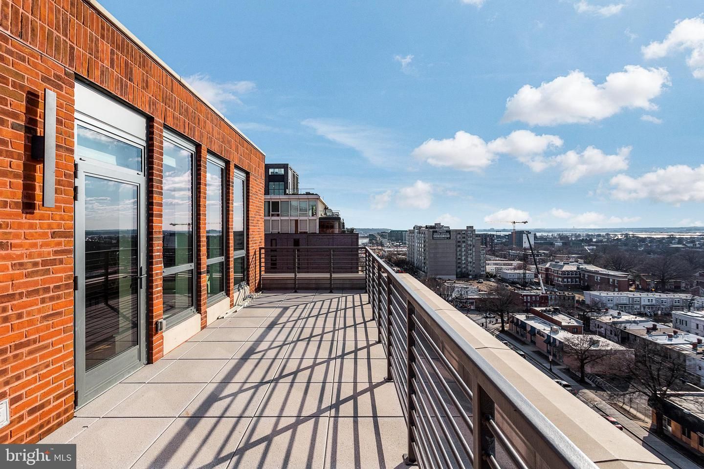 1211 Van Street SE Ph-12b