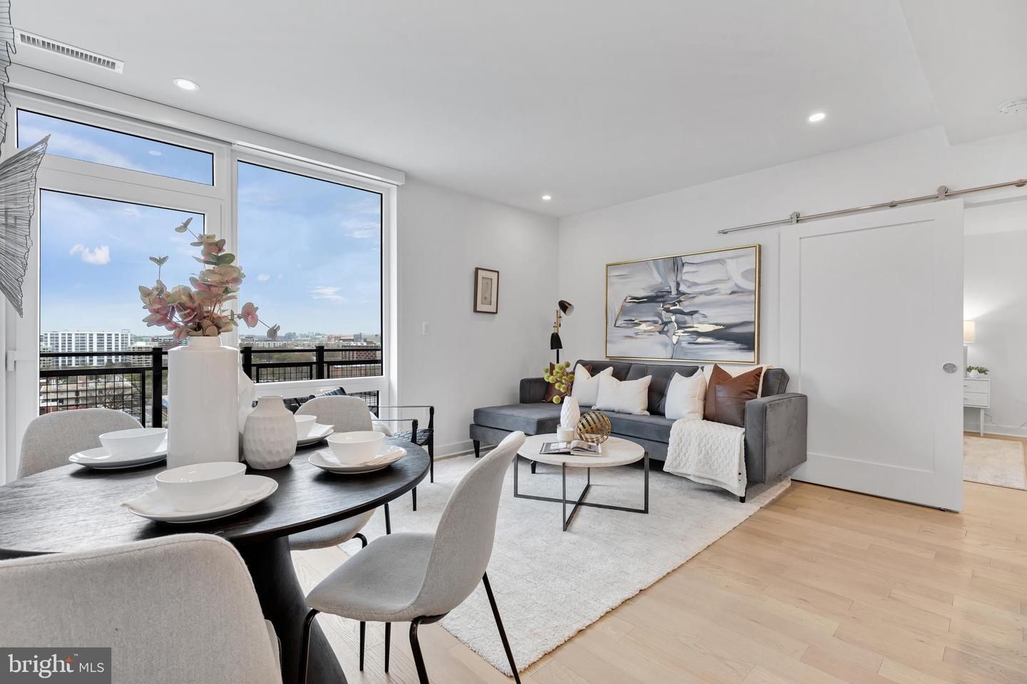 37 L Street SE 1003