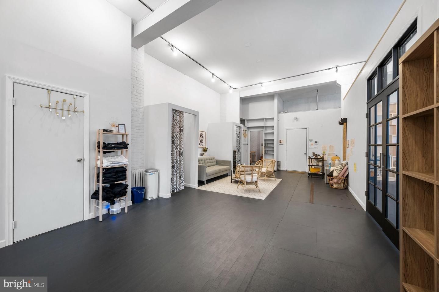 733 N 4th Street