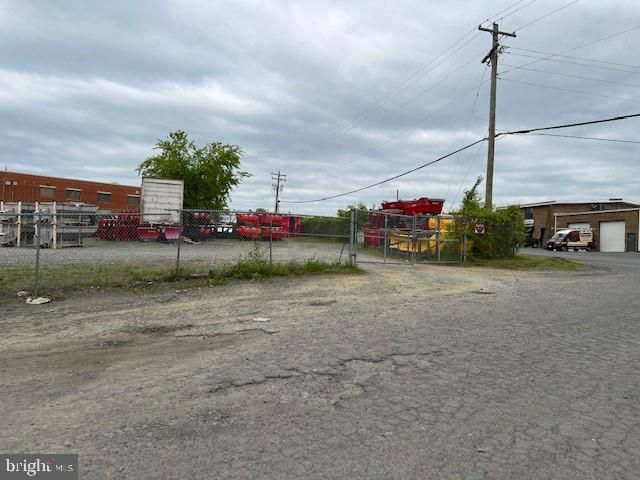 11318 Industrial Road