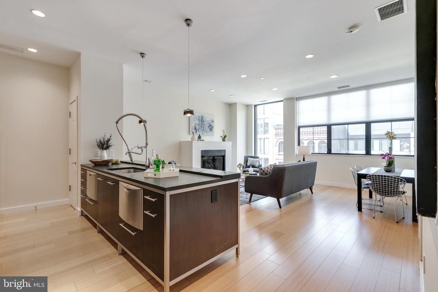 108 Arch Street 402