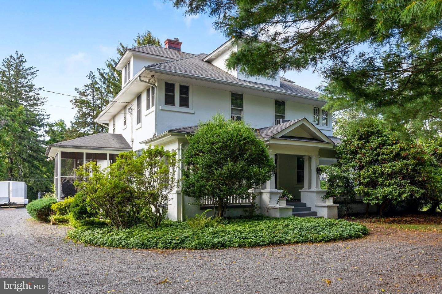 889 Lawrenceville Road