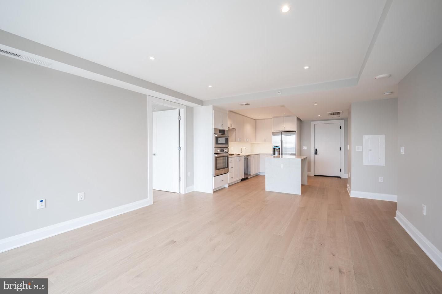 925 N Fairfax Street 1104