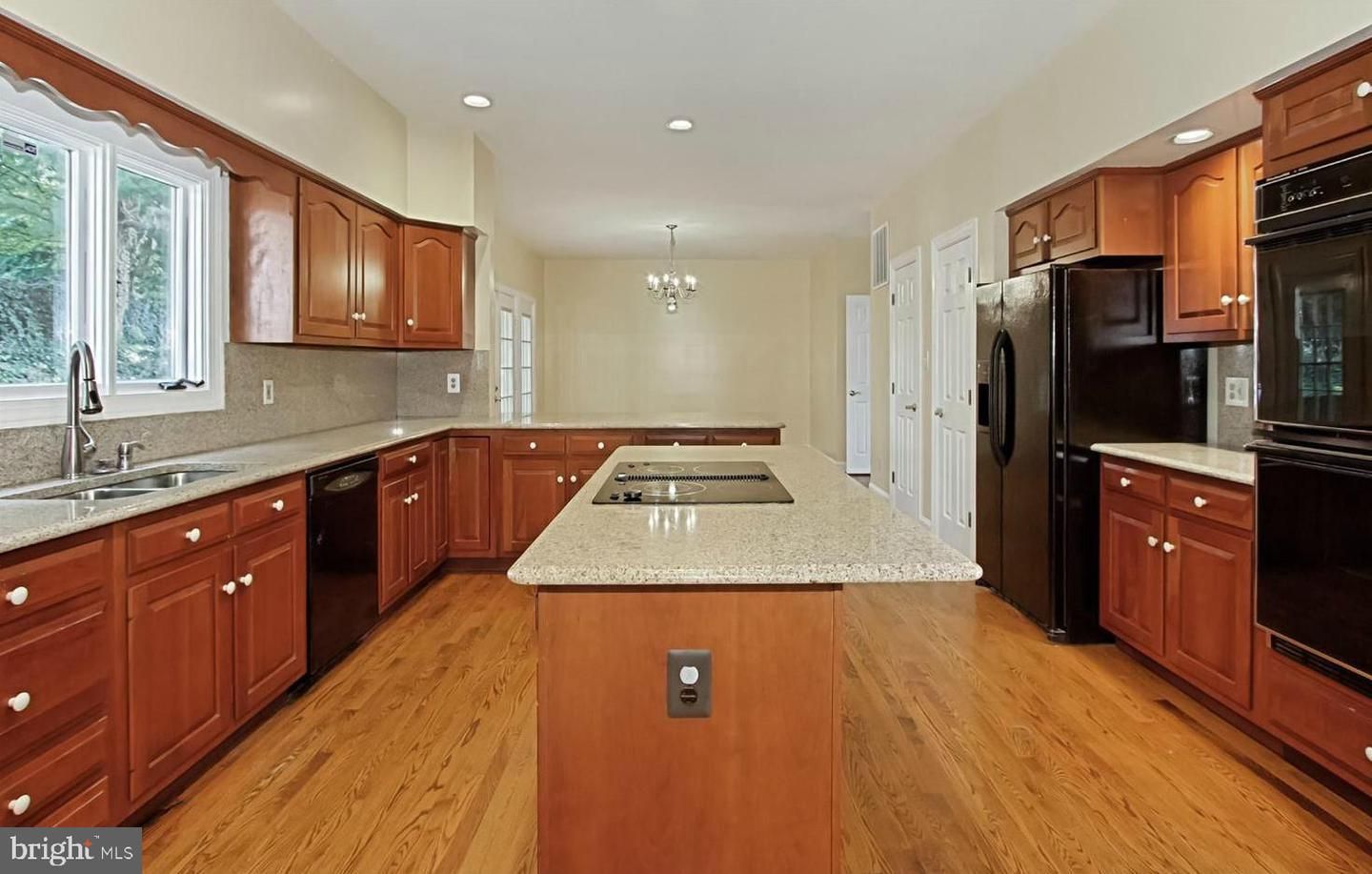 7204 Quiet Cove