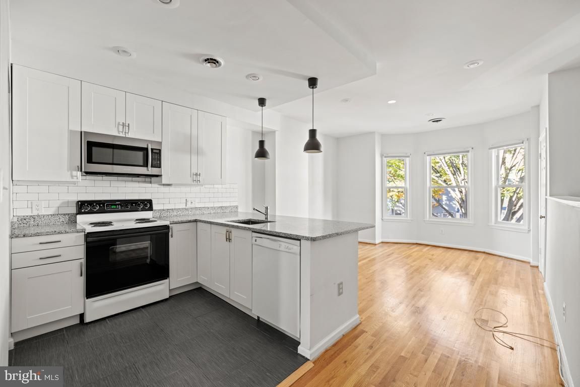 56 Bates Street NW