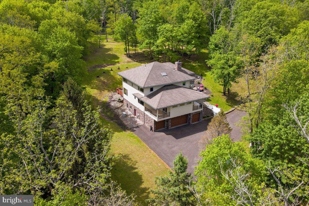 282 Aqueduct Road