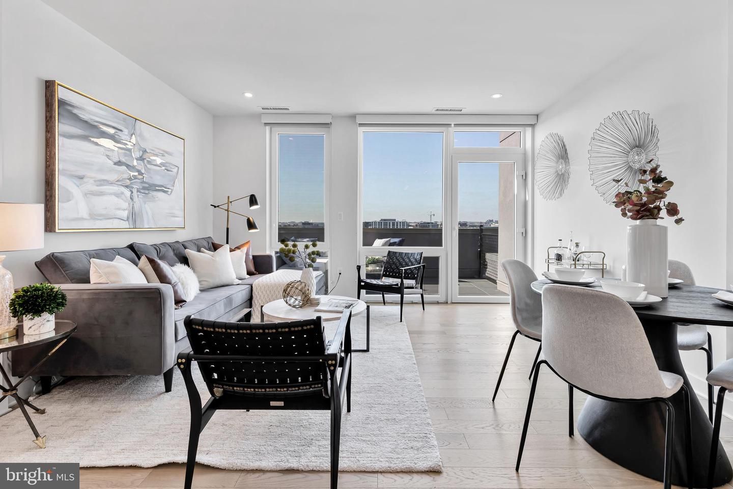37 L Street SE 1103