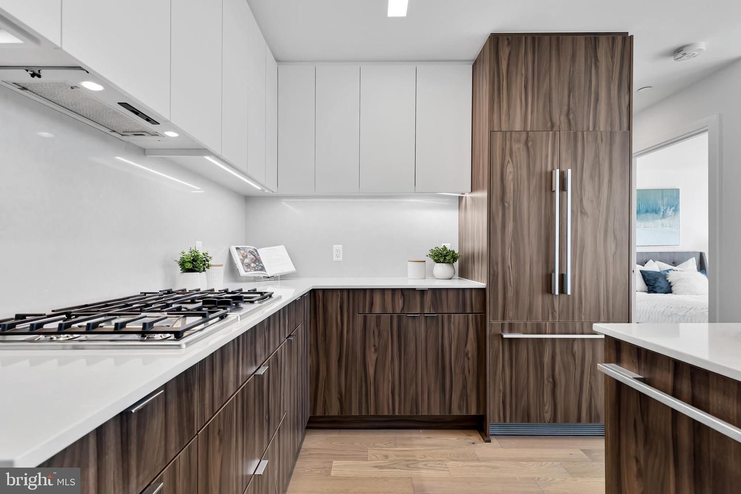 37 L Street SE 504