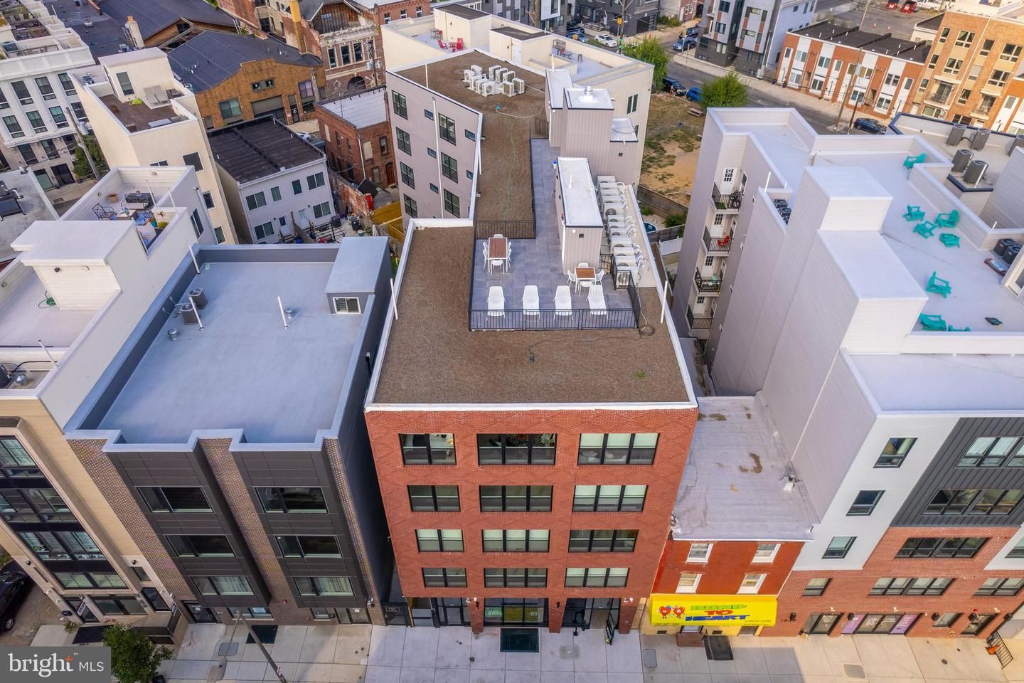 1533-5 Ridge Ave Philadelphia, Pa