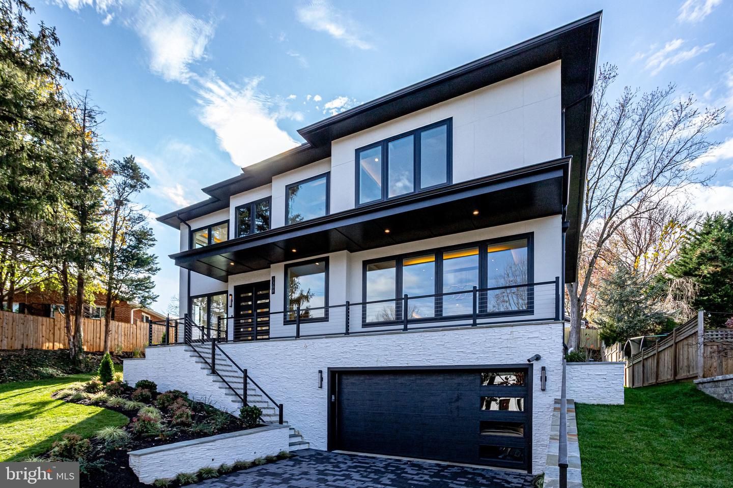 3308 N George Mason Drive