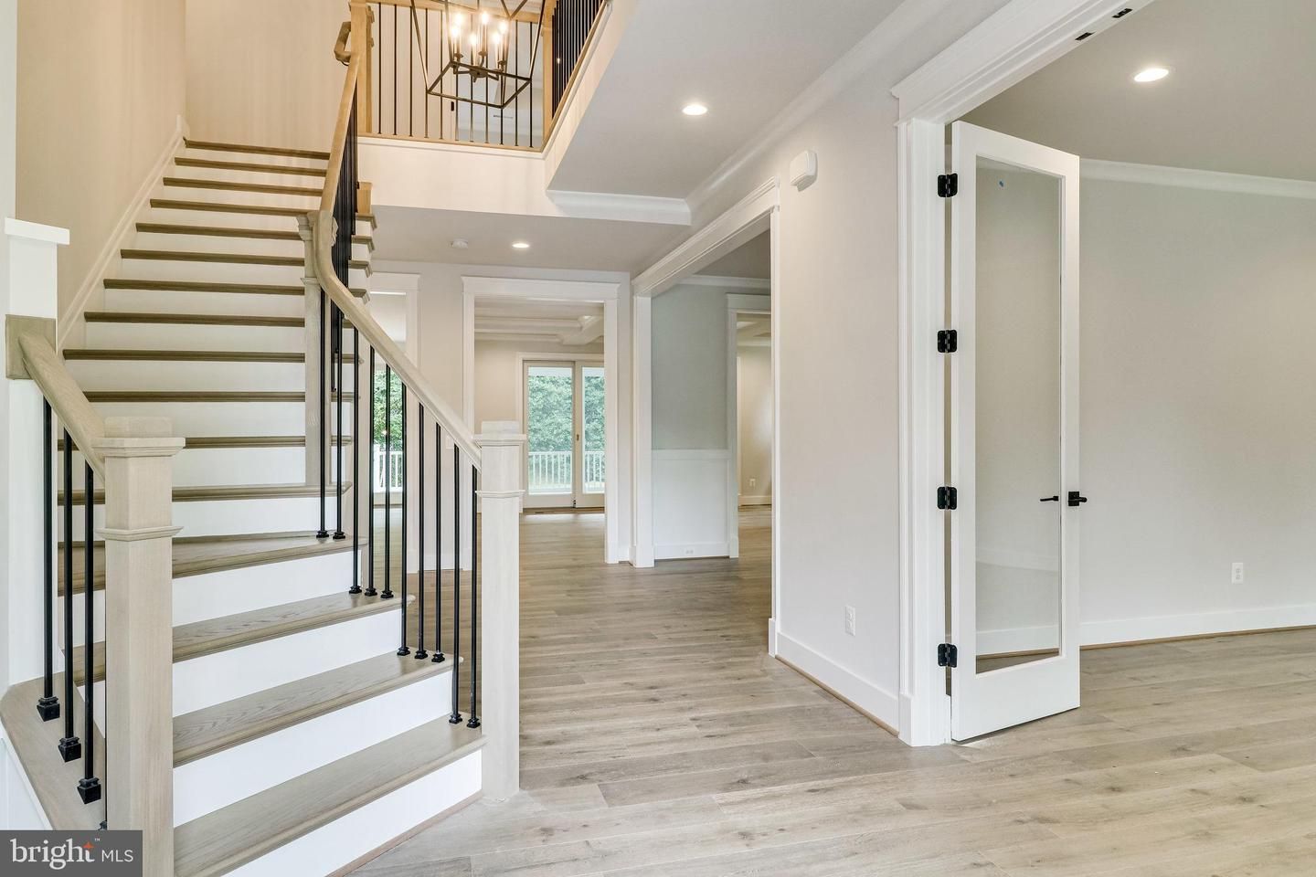 405 Onondio Circle SE