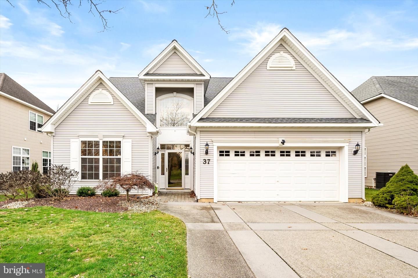 37 Sedona Boulevard