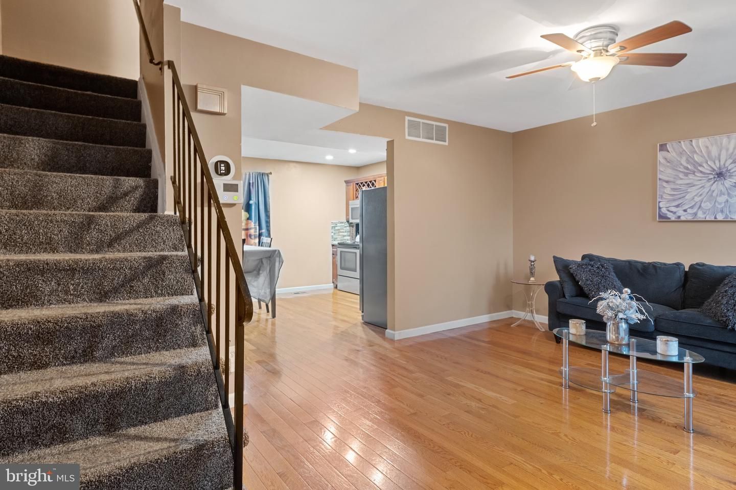 562 Jamestown Court