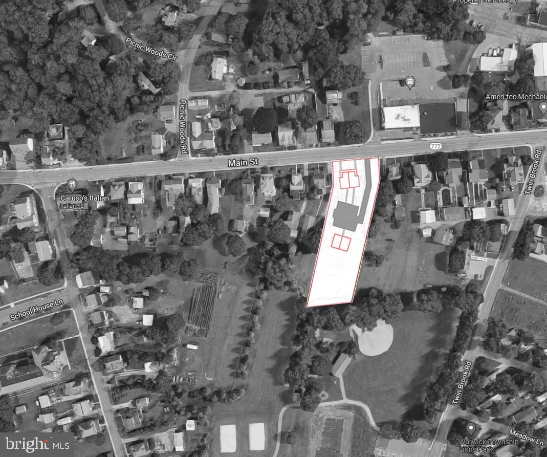 2058 Main Street