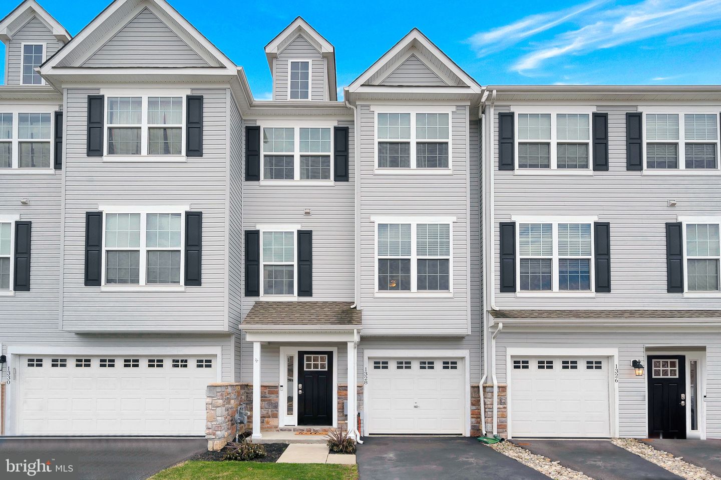 1328 Carrick Court