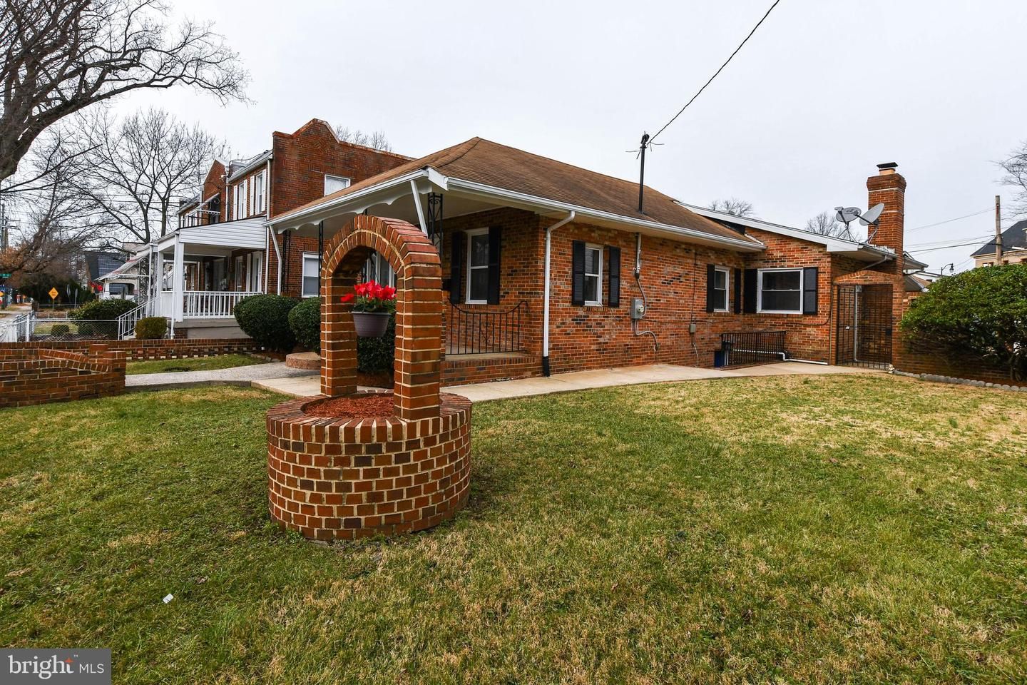 908 Alabama Avenue SE