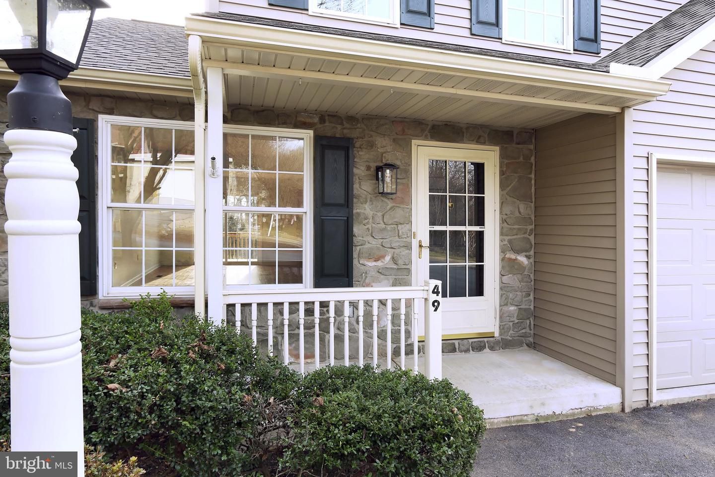49 Ridge Avenue