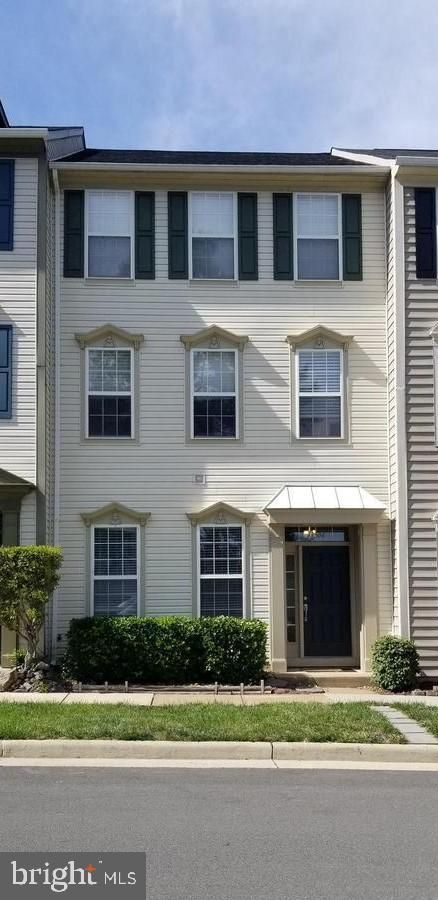 43504 Hyland Hills