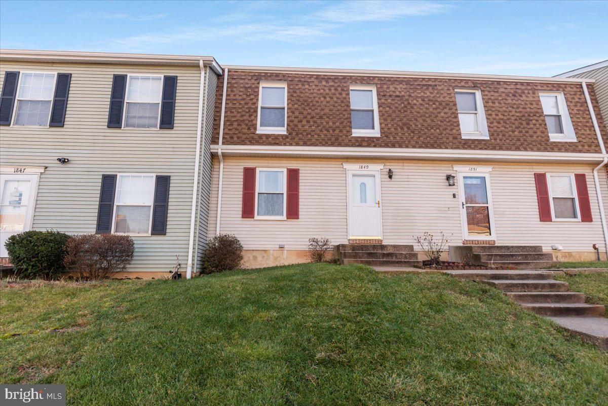 1849 Eagle Court