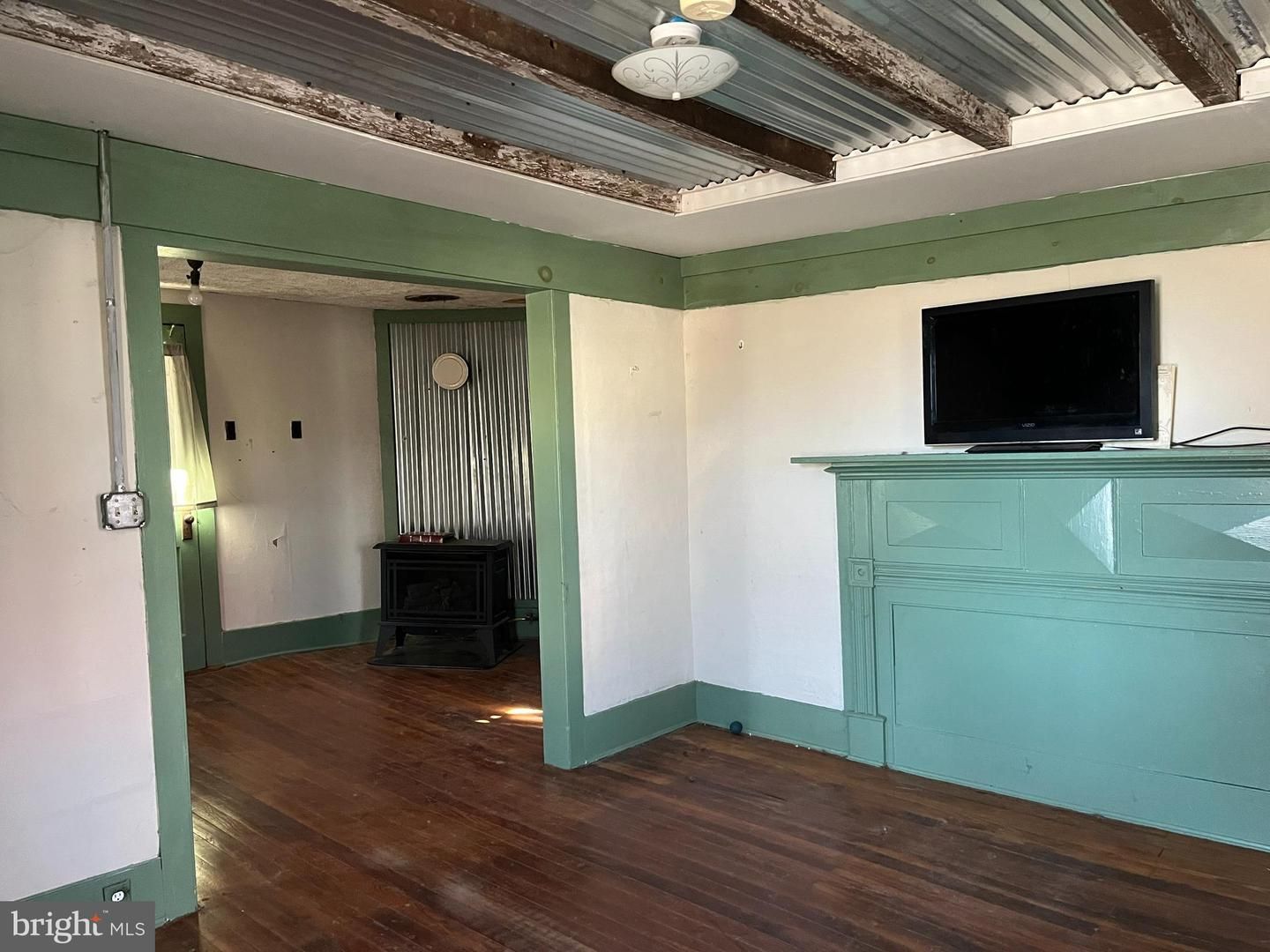 7957 Main Street