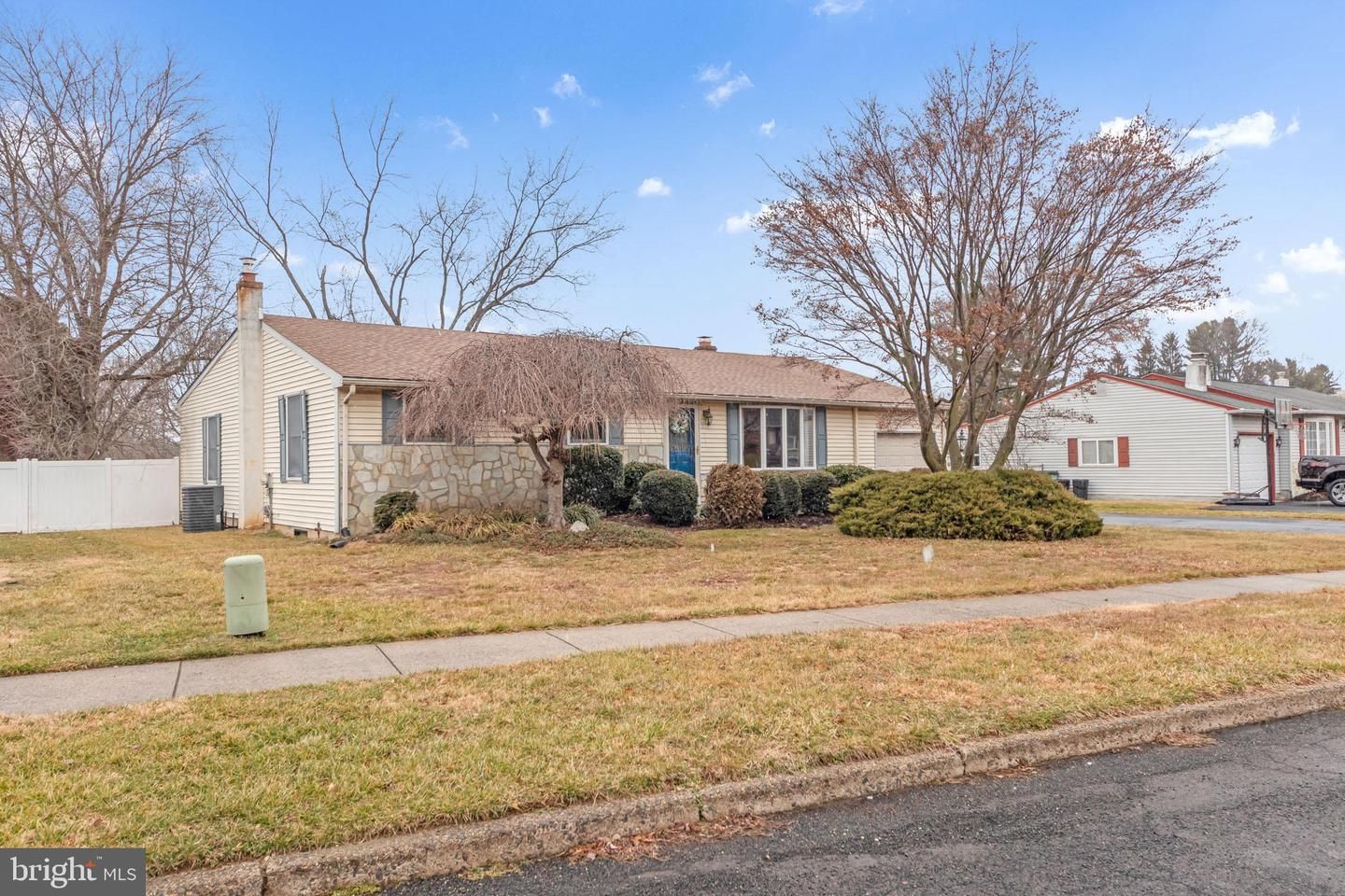 2030 Herrick Avenue