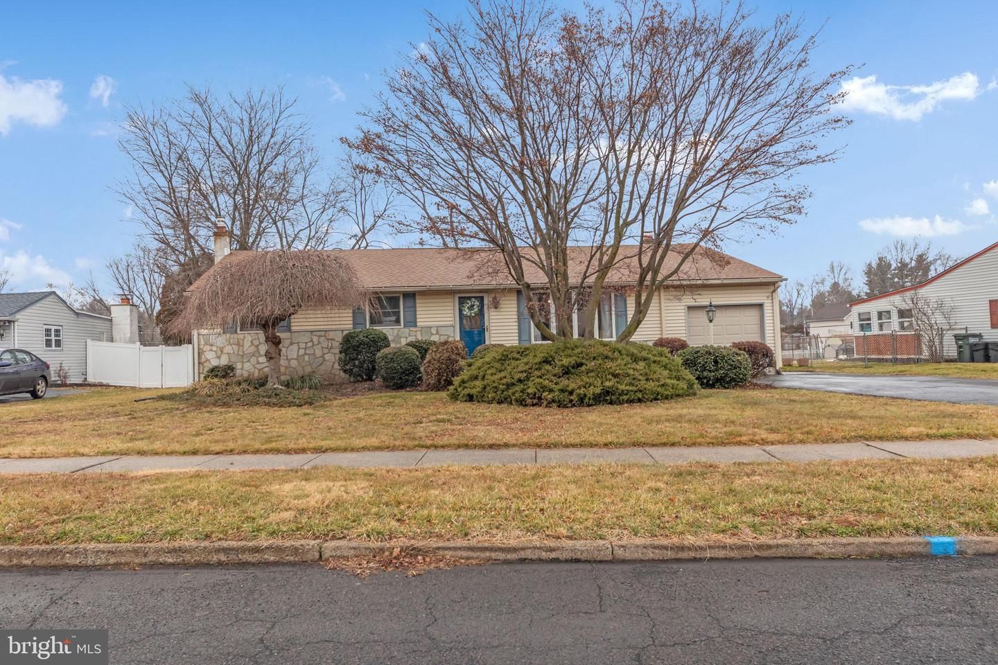 2030 Herrick Avenue