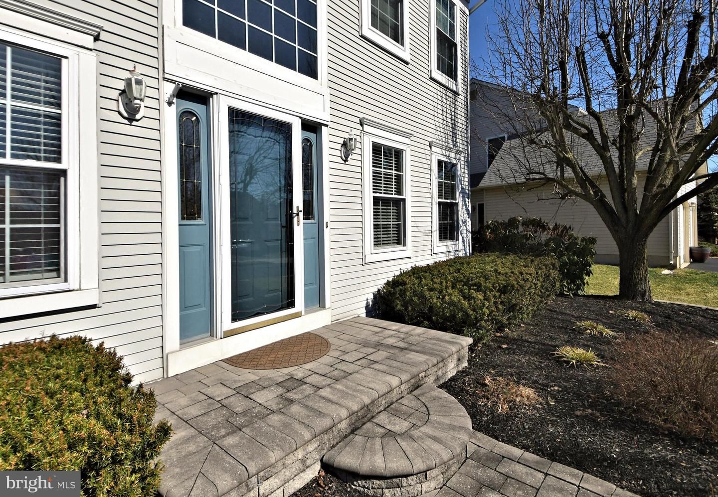 34 Amaryllis Lane