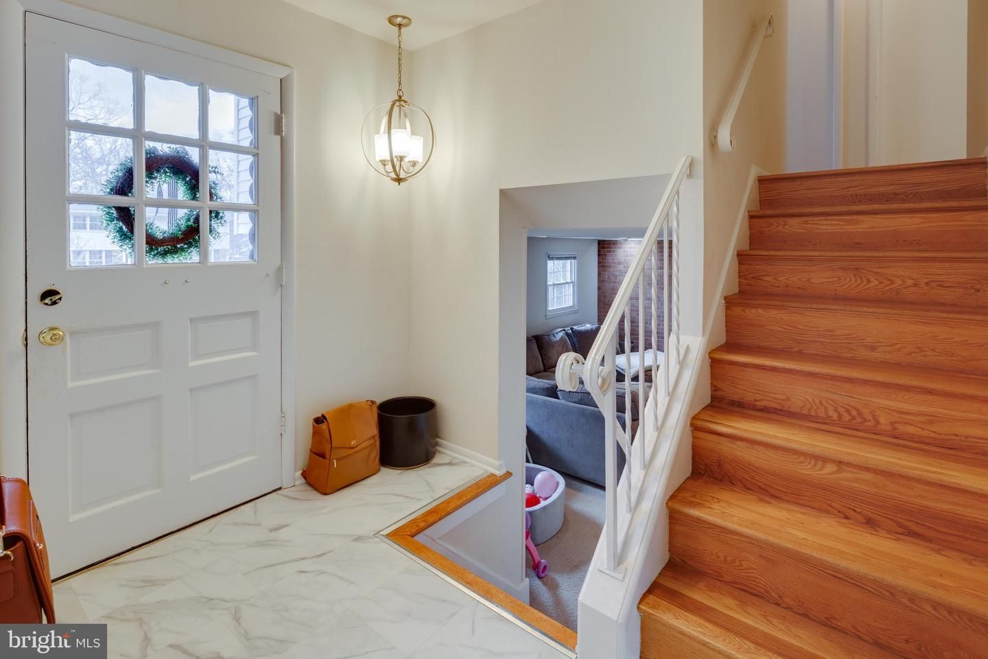 2404 Jackson Parkway