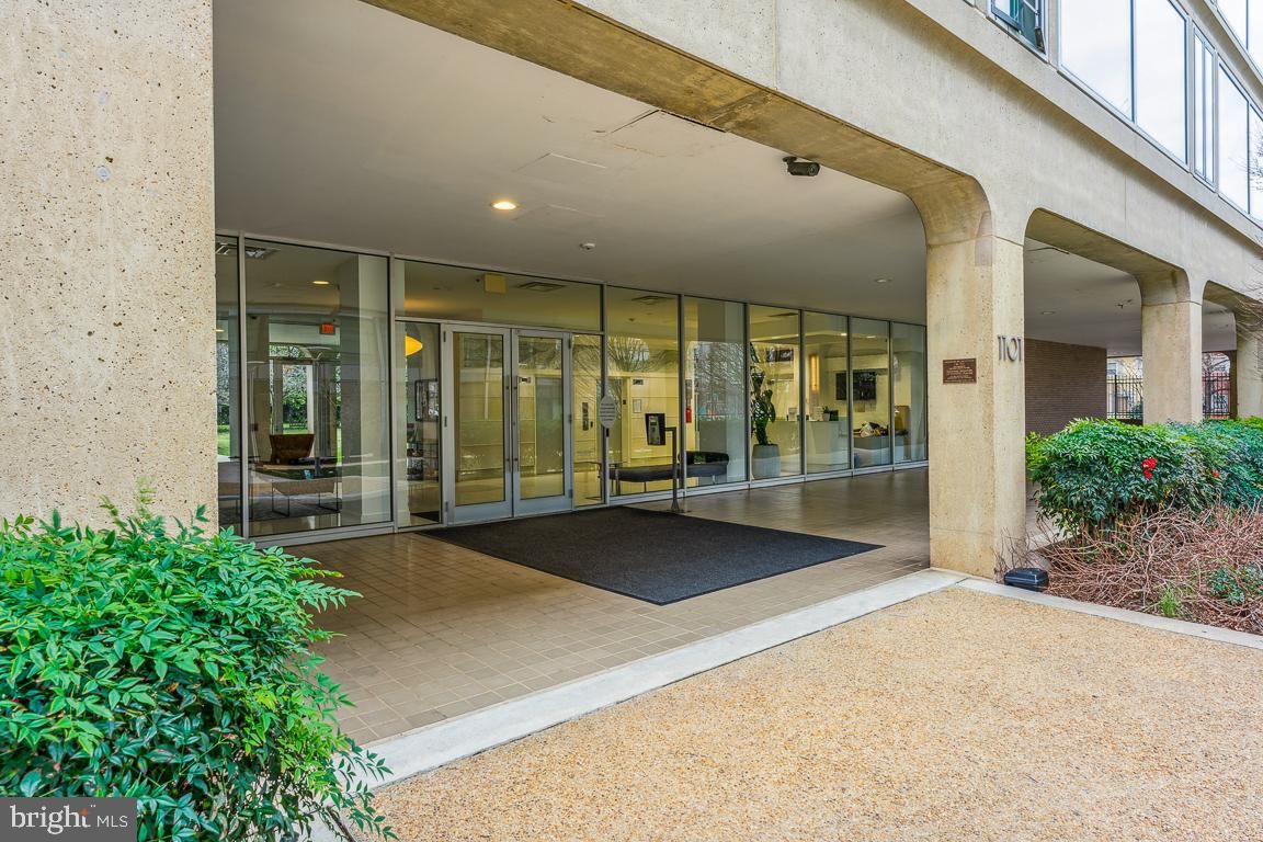 1101 3rd Street SW 404