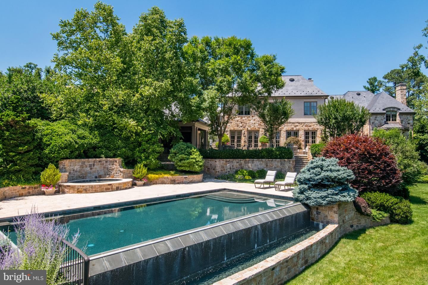 1163 Chain Bridge Road