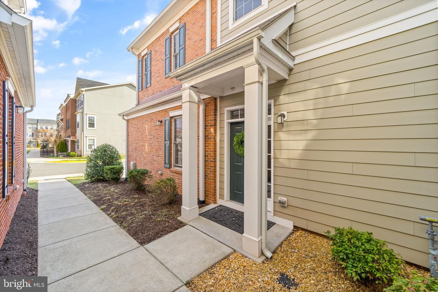 44133 Peirosa Terrace 404