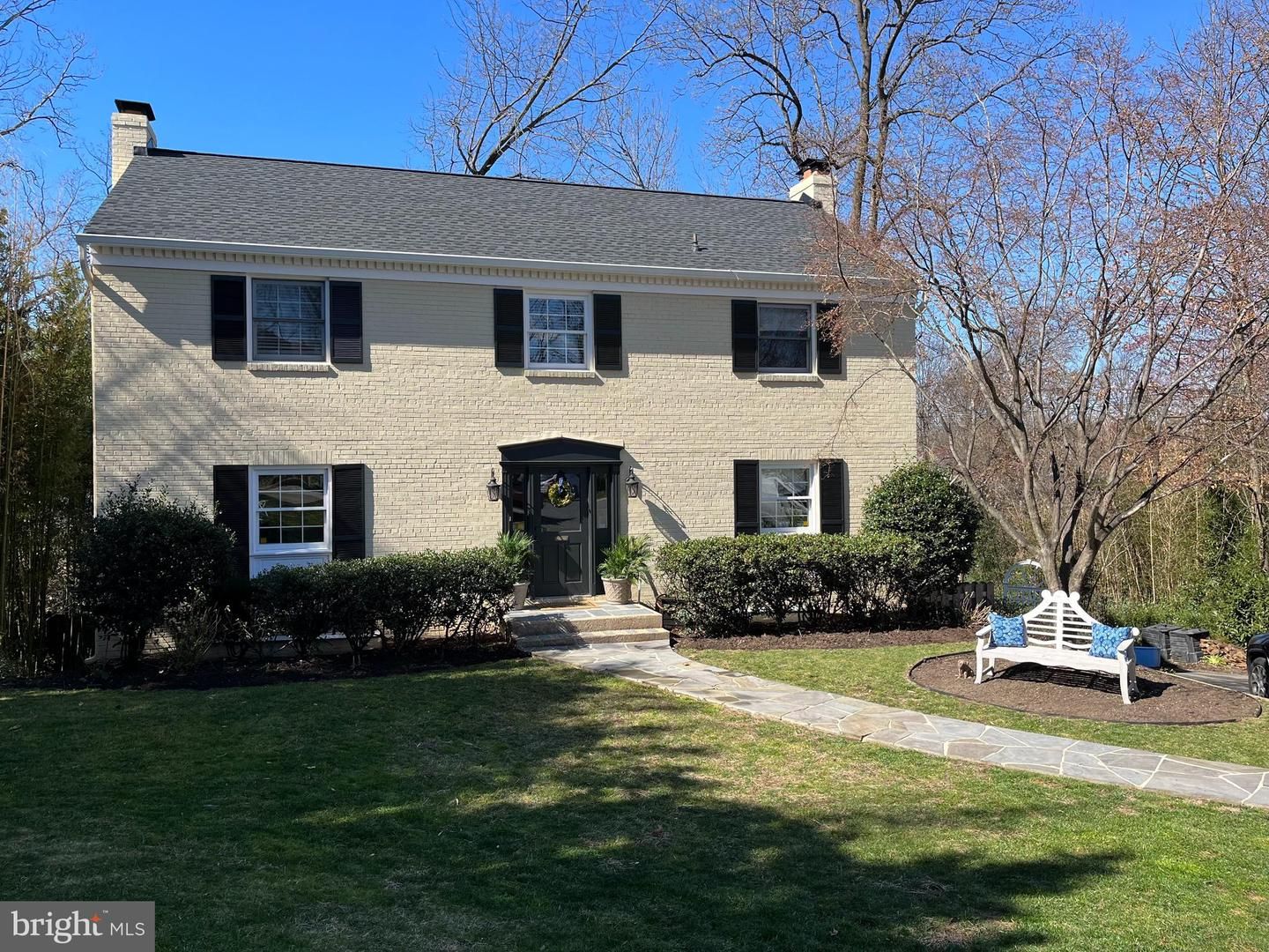 6214 Randall Court