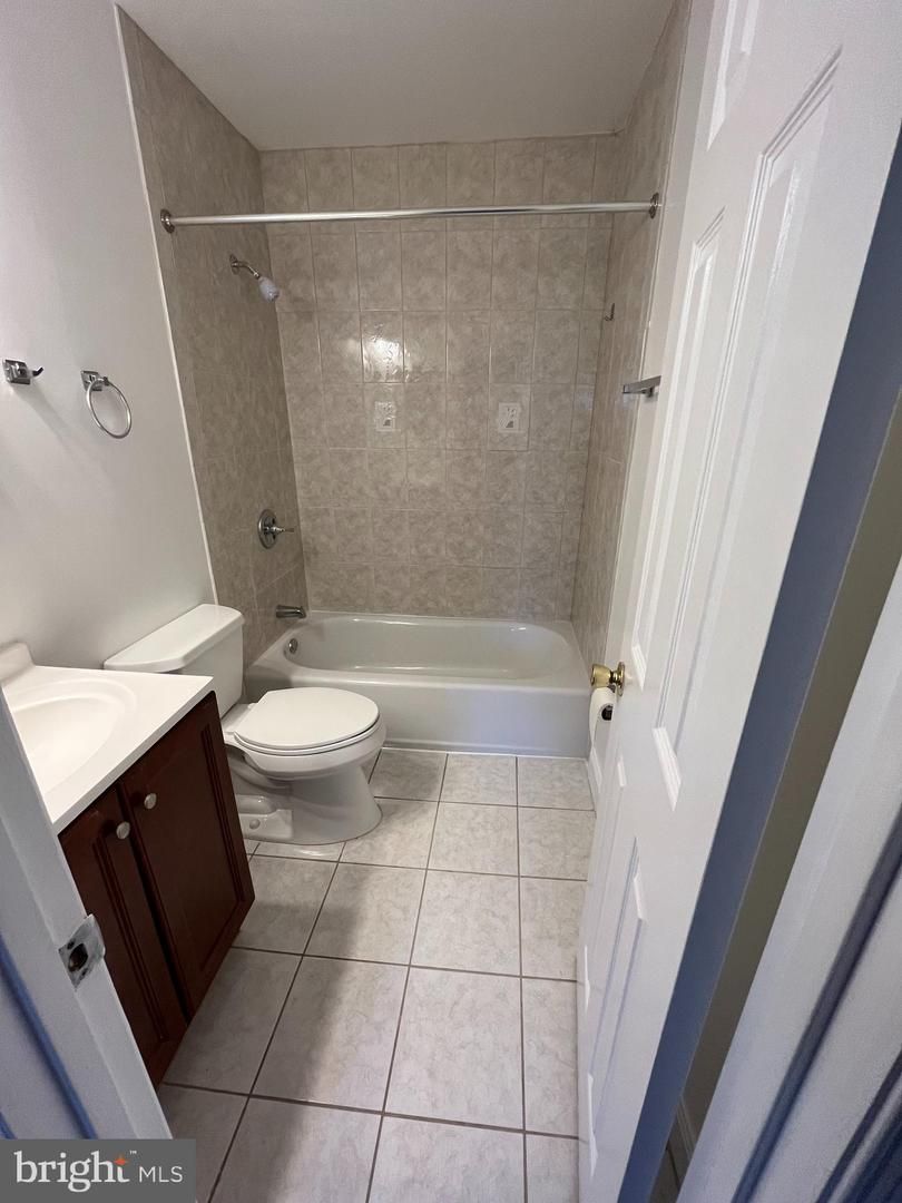 1087 Copperstone Court